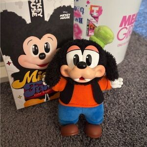 Disney Goofy Action Figure - Orange, Blue, Green